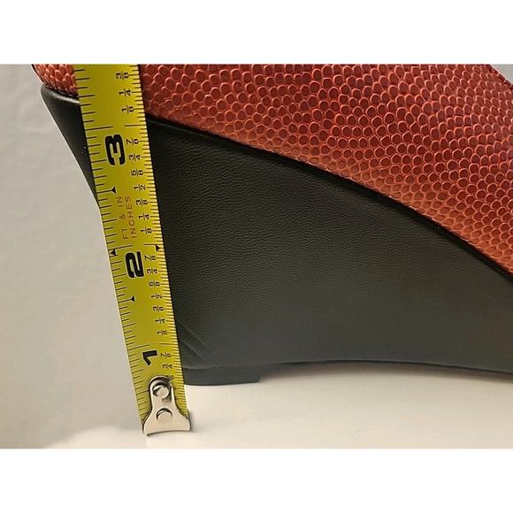 Charis & Doxa Basketball Wedges Womans Sz. 8 W Leather Real Basketball Material - Picture 11 of 11